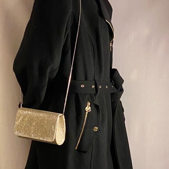 Vintage La Regale Handbag  - Picture 7 of 7